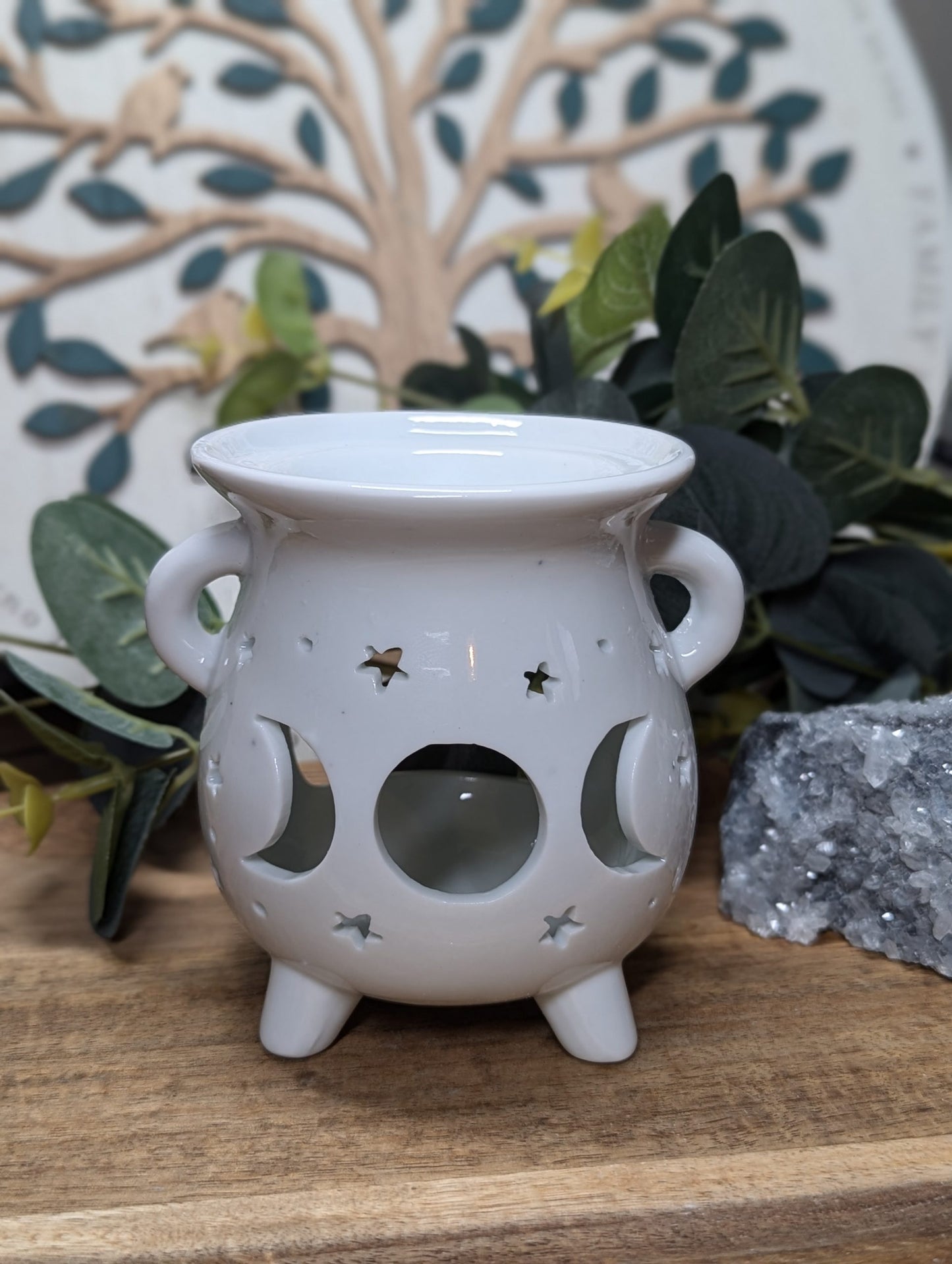 Triple moon cauldron wax melt/oil burner image 3