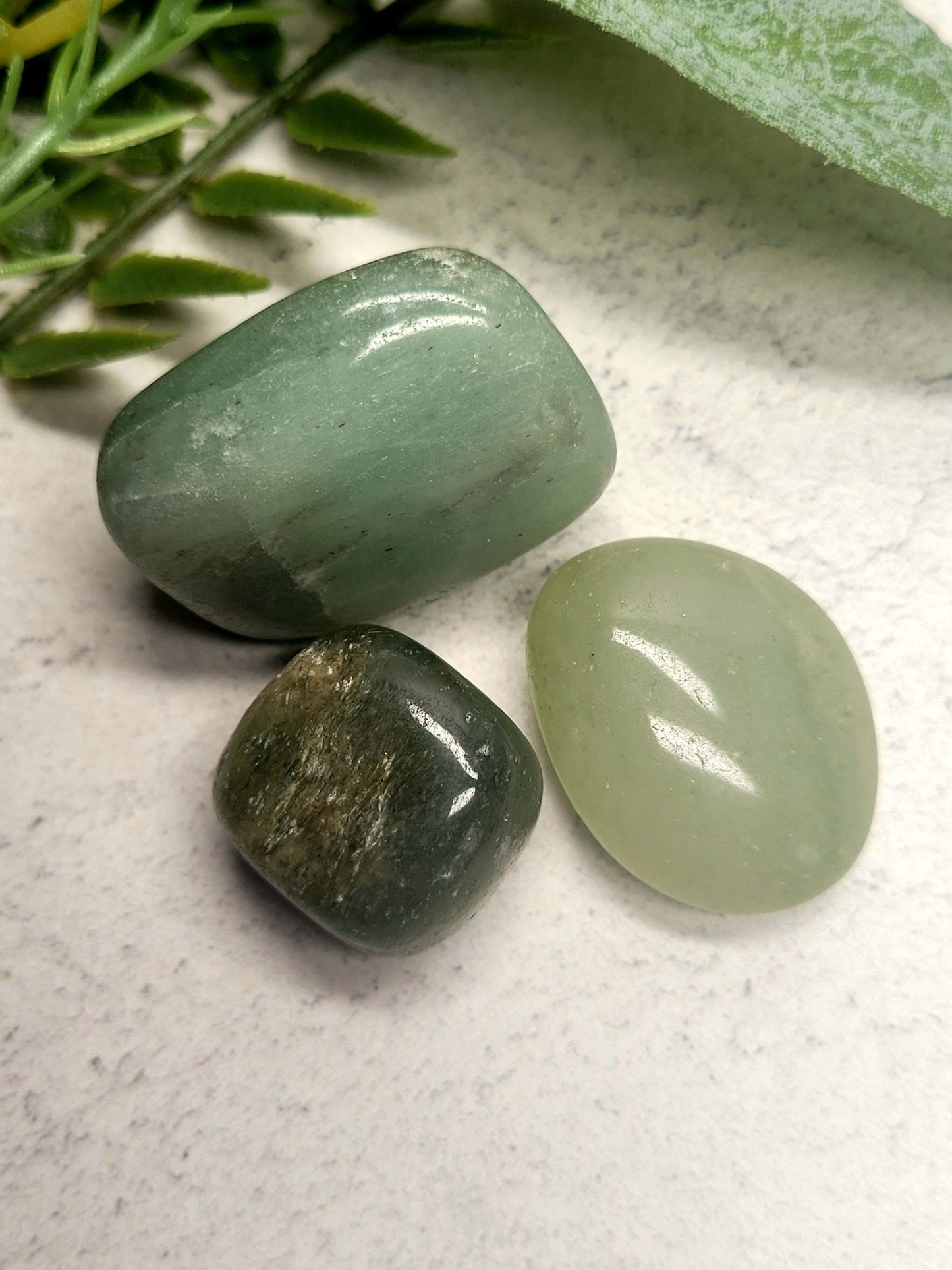Green Aventurine Tumble Stone - S image