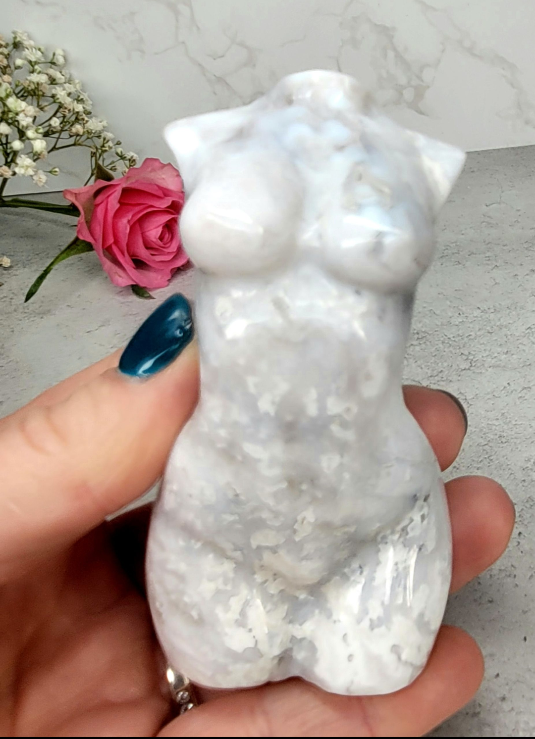 Flower Agate Goddess Bust image 3