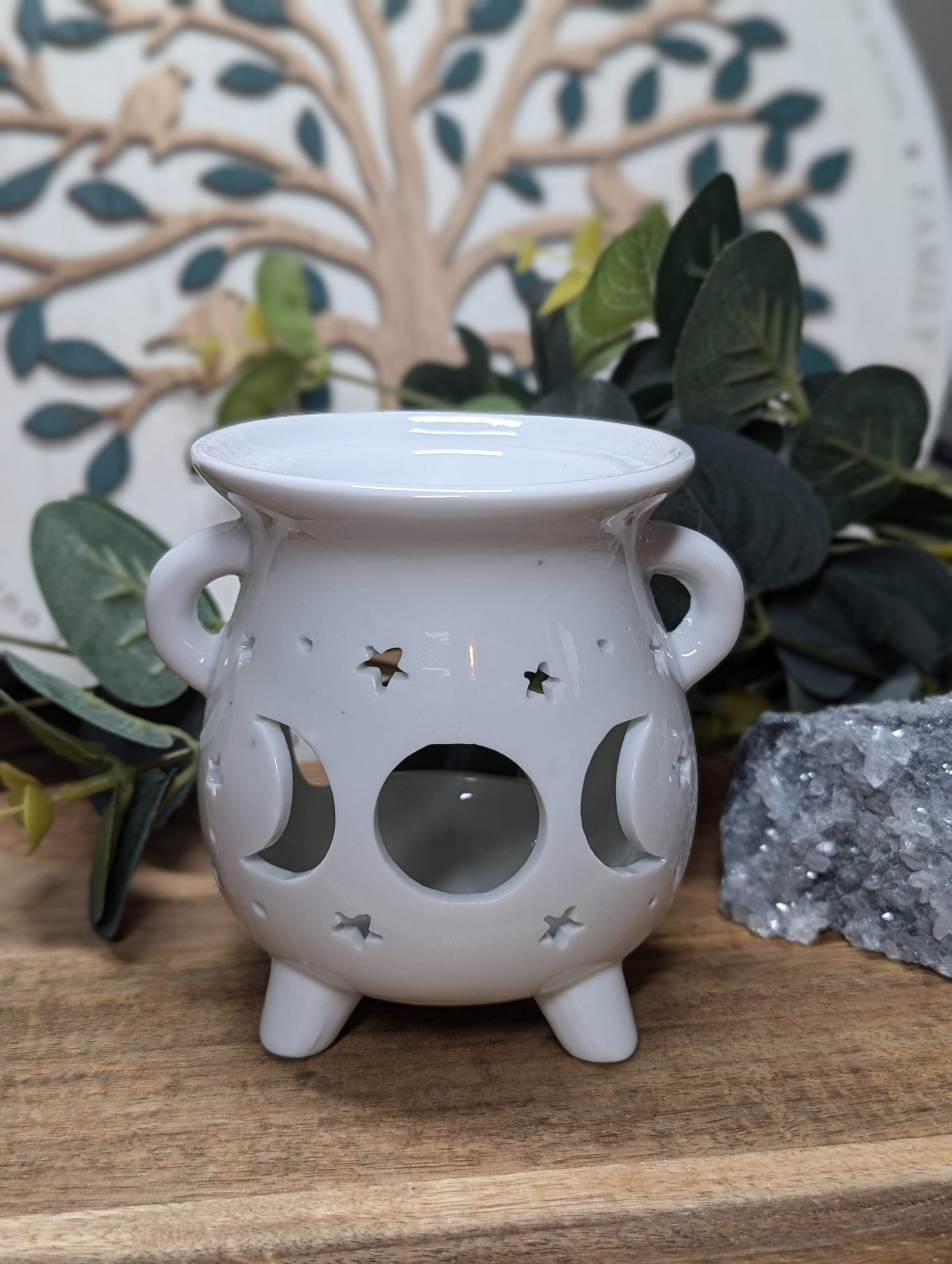 Triple moon cauldron wax melt/oil burner image 3