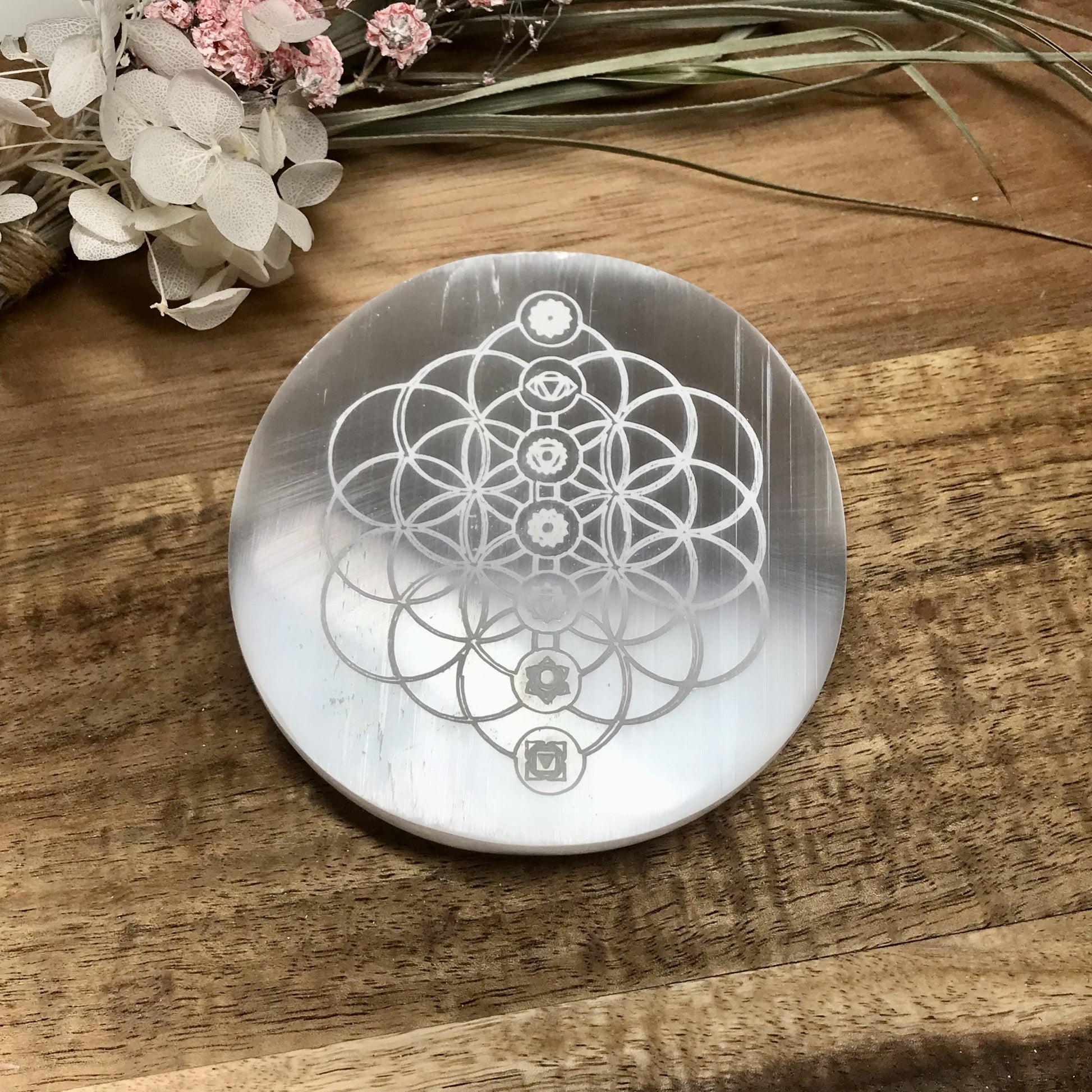Selenite charging plate-Flower of life/Chakras image 0