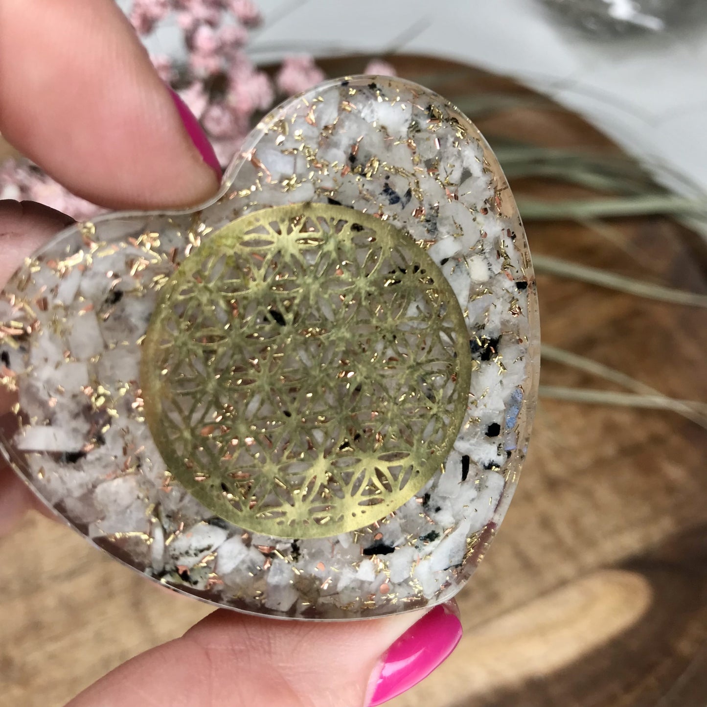 Orgonite Heart-Moonstone 5cm image 3