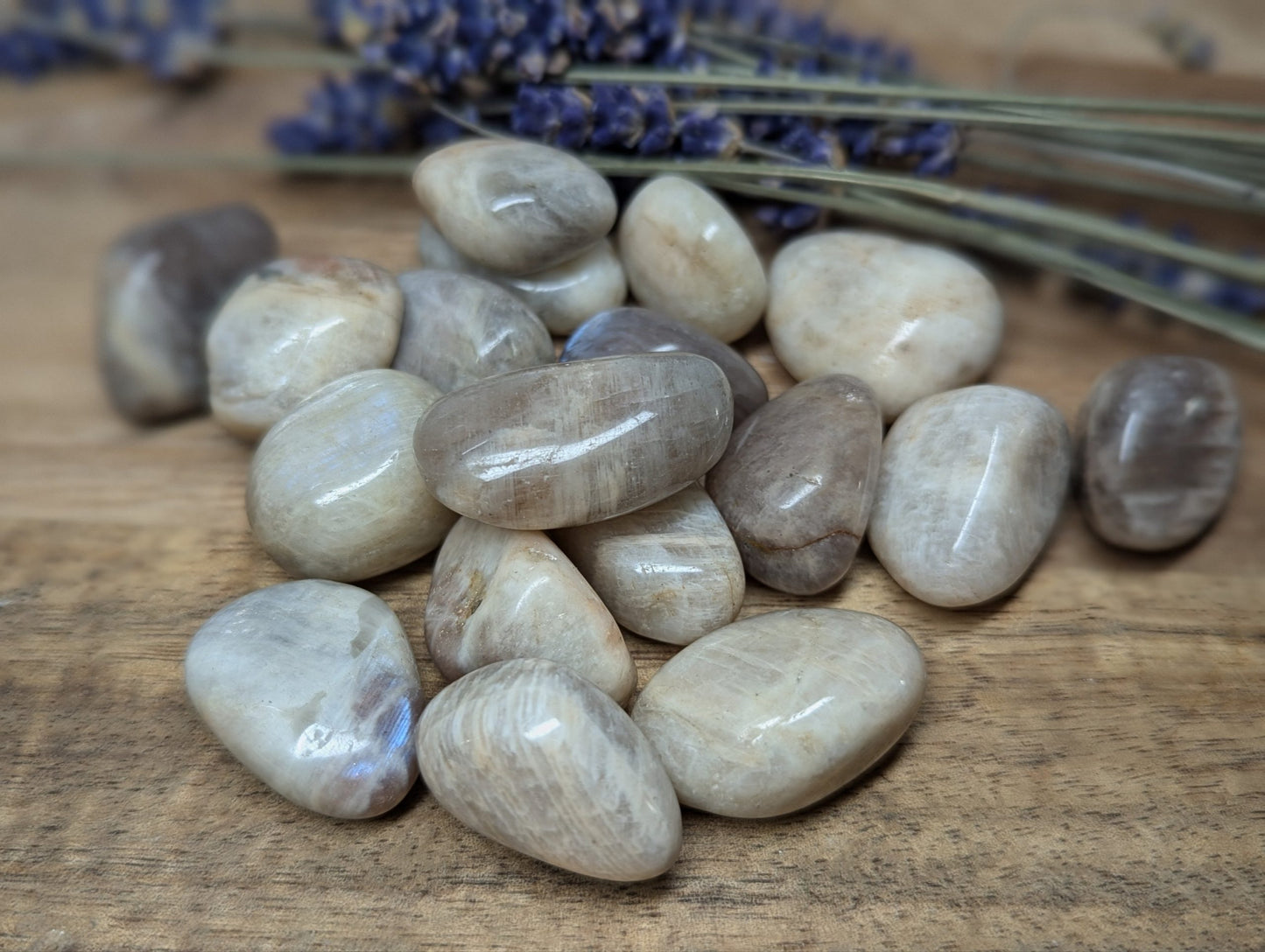 Moonstone Tumble stone image 0