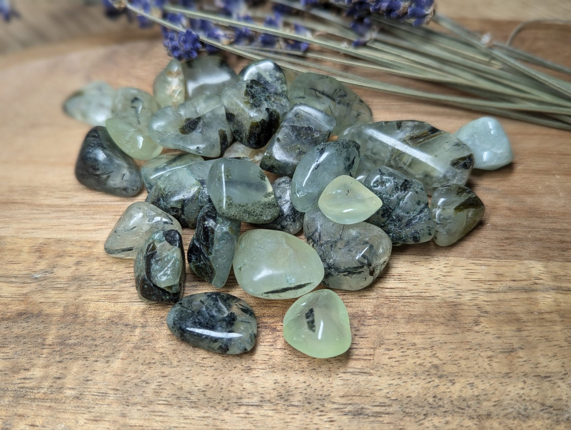 Prenite Tumble stone image 0