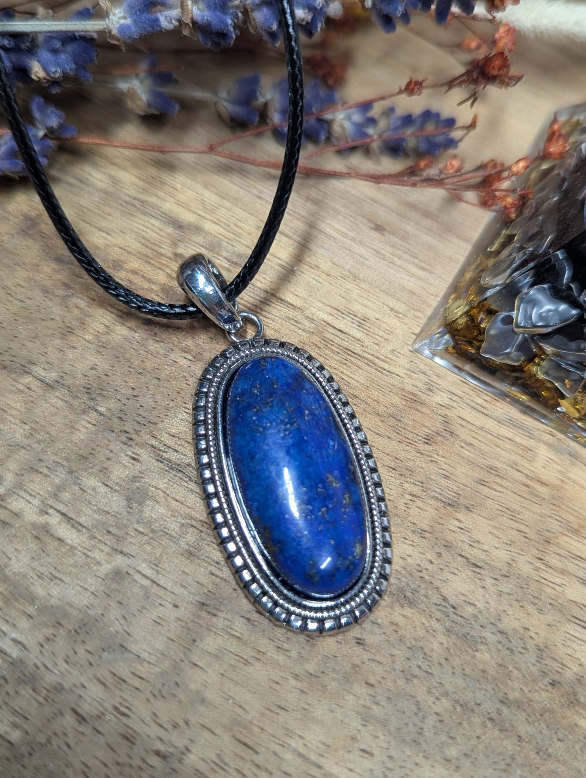 Lapis Lazuli pendant image 1