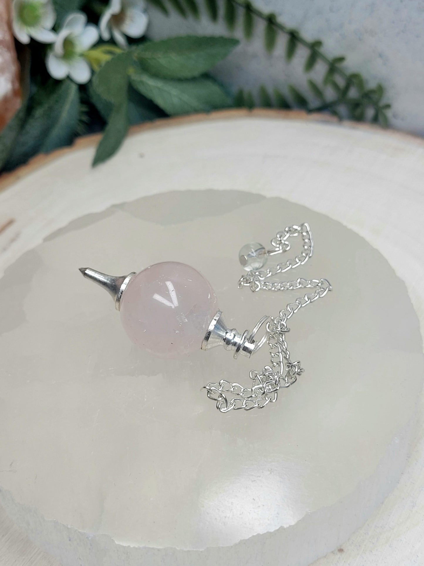 Rose quartz pendulum image 0